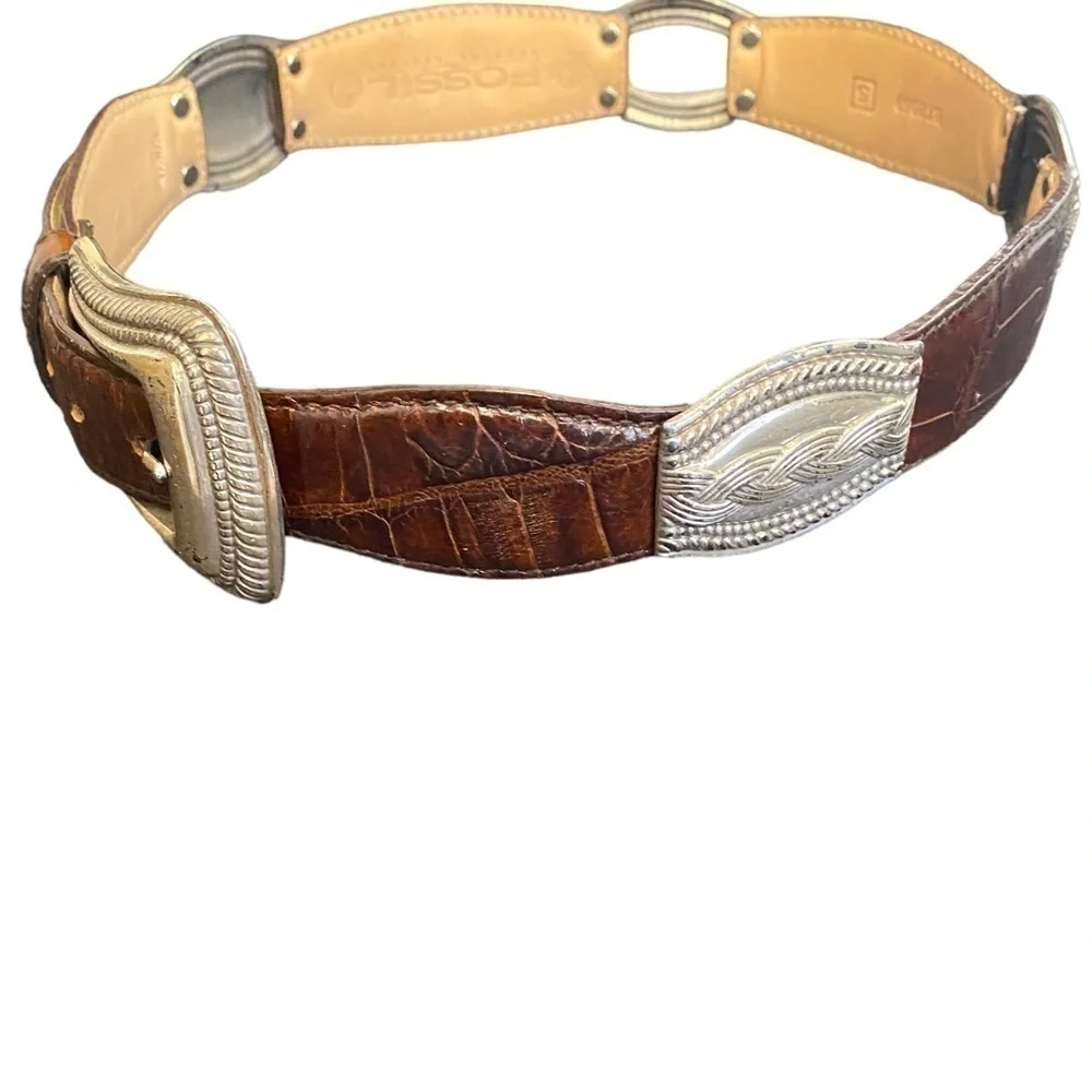 Fossil‎ genuine leather belt.